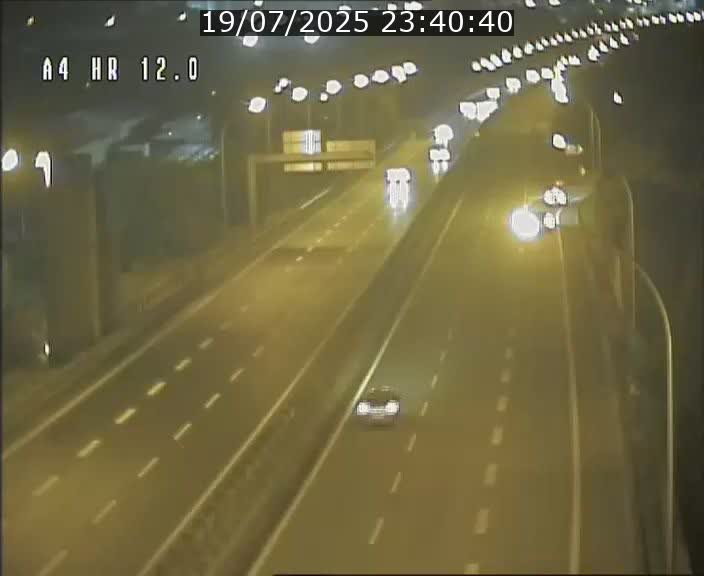 Traffic live webcam Luxembourg Jonction Foetz - A4 - BK 12.0 - direction Esch sur Alzette