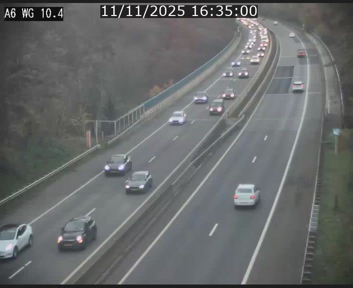 Traffic live webcam Luxembourg Mamer - A6 - BK 10.4 - direction Luxembourg/France/Allemagne