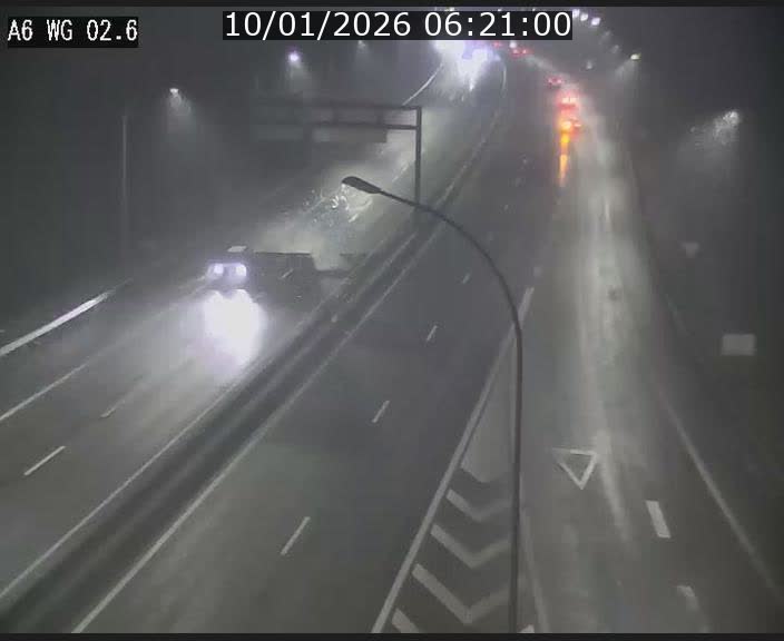 Traffic live webcam Luxembourg Croix de Cessange - A6 - BK 2.6 - direction France/Allemagne