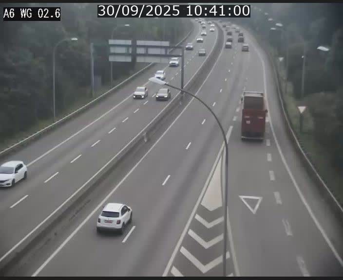 Traffic live webcam Luxembourg Croix de Cessange - A6 - BK 2.6 - direction France/Allemagne