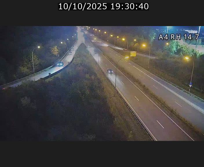 Traffic live webcam Luxembourg Jonction Lankelz - A4 - BK 14.7 - direction Luxembourg