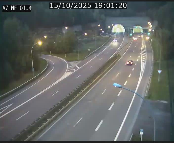 Caméra autoroute Luxembourg A7 - Echangeur Waldhaff - direction Tunnel Stafelter