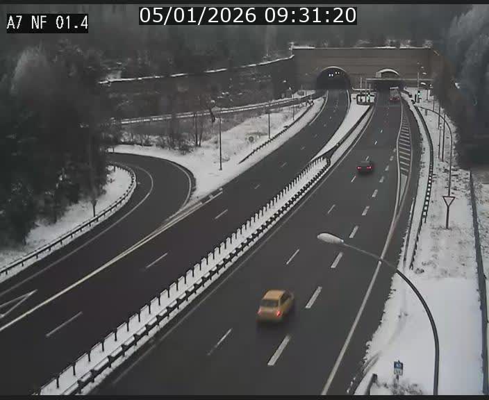 Caméra autoroute Luxembourg A7 - Echangeur Waldhaff - direction Tunnel Stafelter