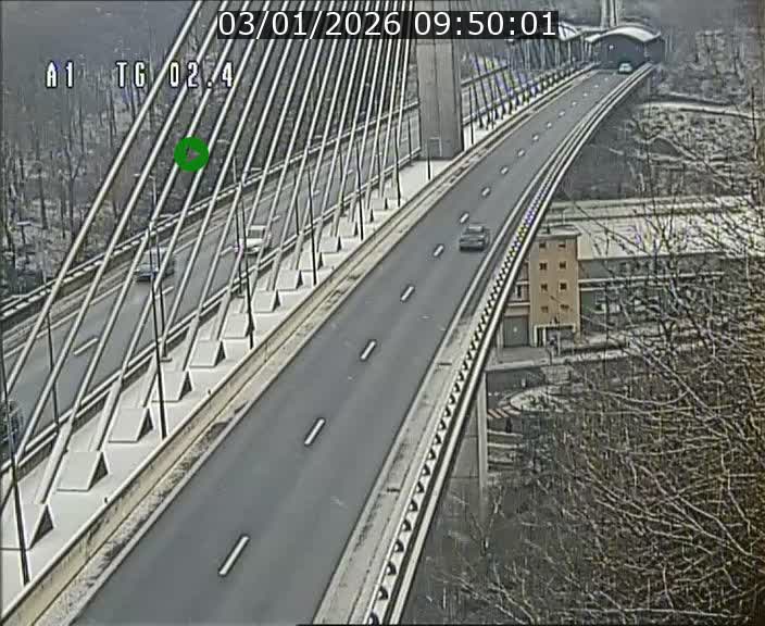 Traffic live webcam Luxembourg Sandweiler - A1 direction Luxembourg-ville - BK 2.4