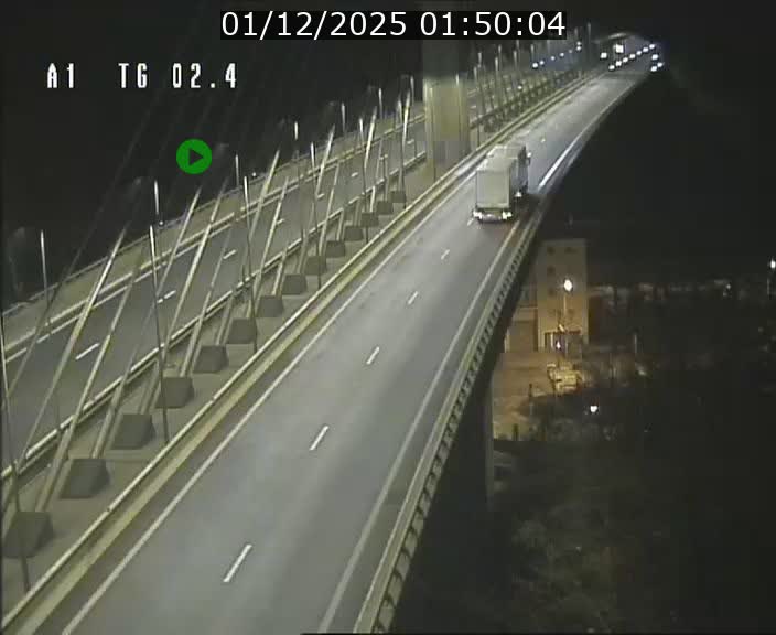 Traffic live webcam Luxembourg Sandweiler - A1 direction Luxembourg-ville - BK 2.4