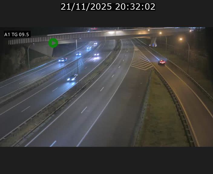 Traffic live webcam Luxembourg Jonction Grünewald - A1 direction Luxembourg-ville - BK 9.5