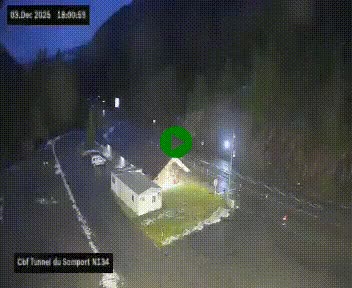 Webcam à l'entrée du tunnel du Somport, côté français, sur la N134, dans les Pyrénées, en direction de l'Espagne, à 1116 mètres d'altitude