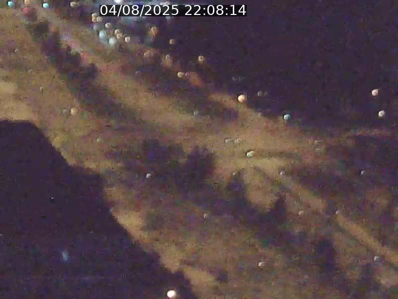 Webcam sur l'avenue John Fitzgerald Kennedy (N51) avec vue sur le Pont rouge (Pont Grande Duchesse Charlotte), l'arrêt Pfaffenthal et l'entrée du quartier Kirchberg