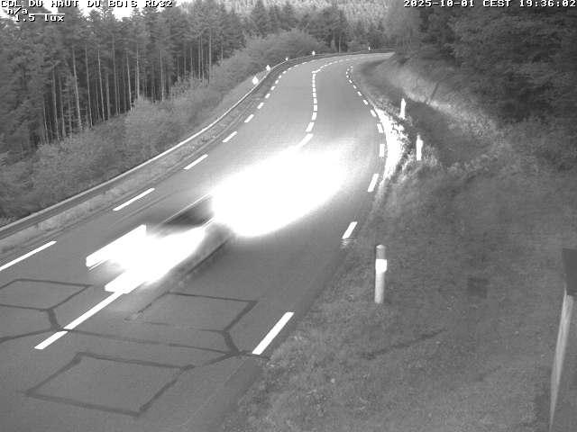 Webcam à 406 mètres d'altitude au niveau du col du haut du bois sur la RD32