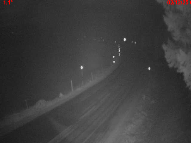 Webcam en haut du col du Ballon d'Alsace sur la D465 à 1075 mètres d'altitude dans les Vosges