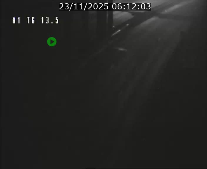 Traffic live webcam Luxembourg Senningen - A1 direction Luxembourg - BK 13.5