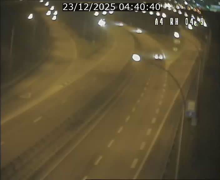Traffic live webcam Luxembourg Leudelange - A4 - BK 4.9 - direction Luxembourg
