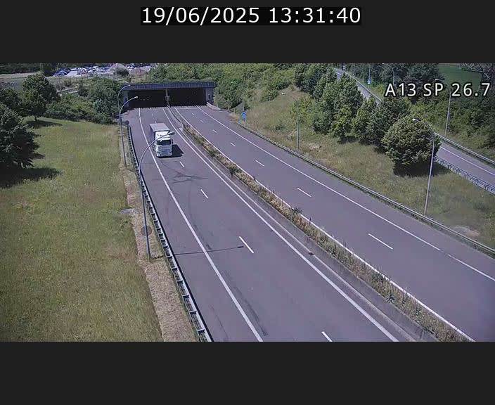 Traffic live webcam Luxembourg Frisange - A13 direction Luxembourg-ville - BK 26.7
