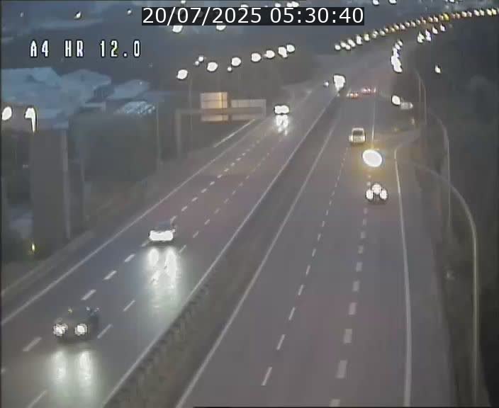 Traffic live webcam Luxembourg Jonction Foetz - A4 - BK 12.0 - direction Esch sur Alzette