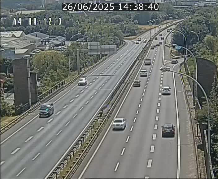 Traffic live webcam Luxembourg Jonction Foetz - A4 - BK 12.0 - direction Esch sur Alzette