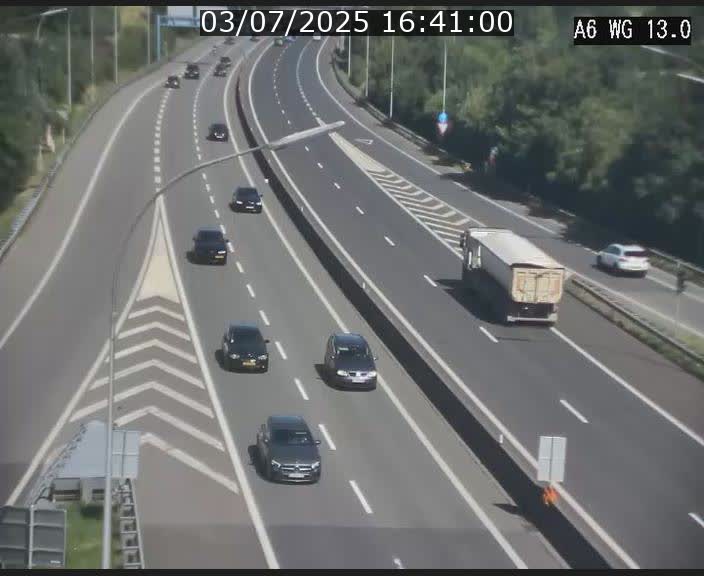 Traffic live webcam Luxembourg Mamer - A6 - BK 13 - direction Luxembourg/France/Allemagne