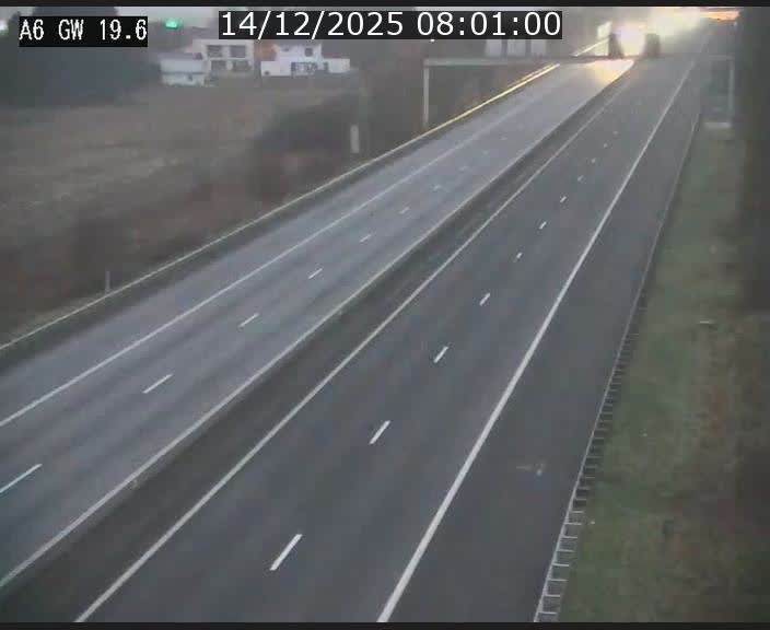 Traffic live webcam Luxembourg - Steinfort - A6 - BK 19.6 - direction Belgique