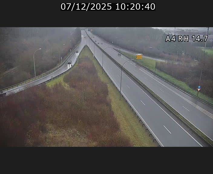Traffic live webcam Luxembourg Jonction Lankelz - A4 - BK 14.7 - direction Luxembourg