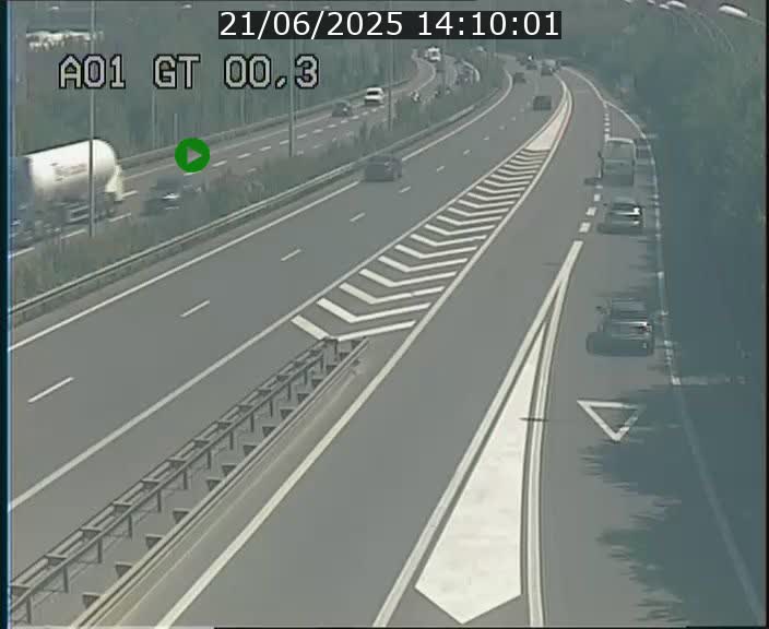 Traffic live webcam Luxembourg Croix de Gasperich - A1 direction Kirchberg - BK 0.3