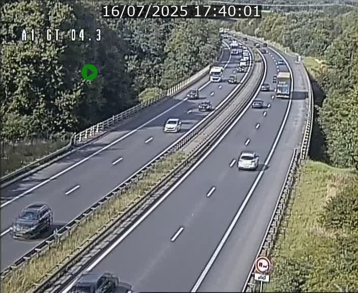 Traffic live webcam Luxembourg Itzig - A1 direction Sandweiler - BK 4.3