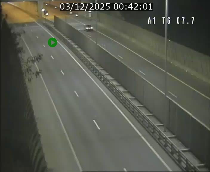 Traffic live webcam Luxembourg Kirchberg - A1 direction Luxembourg-ville - BK 7.7