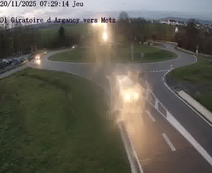 Webcam installée le long de D1 (France) à Argancy, pointée vers Metz, utile pour suivre précisément les conditions de trafic.