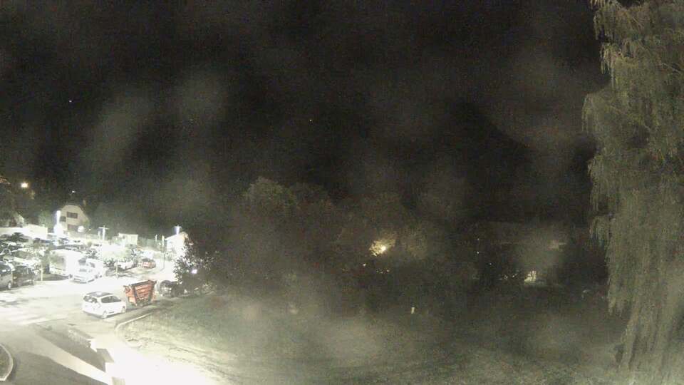 Webcam au niveau de la mairie du village du Bourg d'Oisans, aux pieds de l'Alpe d'Huez et aux portes du parc des Écrins