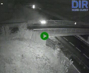 Webcam sur A84 à hauteur de Pont-Farcy, au niveau du pont autoroutier sur la Vire, au sud de Saint-Lô