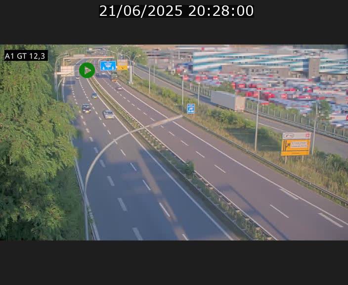 Traffic live webcam Luxembourg Senningerberg - A1 direction Allemagne - BK 12.3