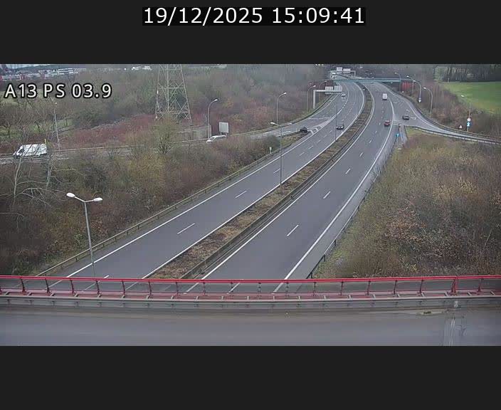 Traffic live webcam Luxembourg Differdange - A13 direction Esch-sur-Alzette - BK 3.9