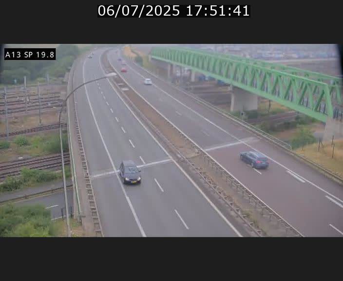 Traffic live webcam Luxembourg Croix de Bettembourg - A13 direction Esch-sur-Alzette - BK 19.8
