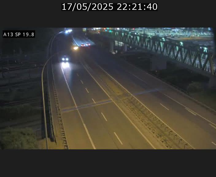 Traffic live webcam Luxembourg Croix de Bettembourg - A13 direction Esch-sur-Alzette - BK 19.8