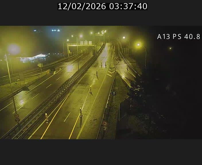 Webcam autoroute A13 à la sortie est du tunnel Markusbierg à Schengen. Vue sur le pont de la Moselle, vers l'Allemagne