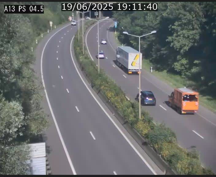 Traffic live webcam Luxembourg Differdange - A13 direction Esch-sur-Alzette - BK 4.5