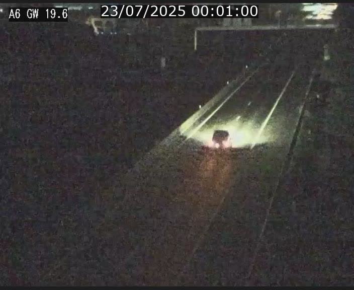 Traffic live webcam Luxembourg - Steinfort - A6 - BK 19.6 - direction Belgique
