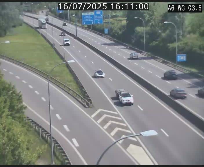 Traffic live webcam Luxembourg - Croix de Cessange - A6 - BK 3.5 - direction France/Allemagne