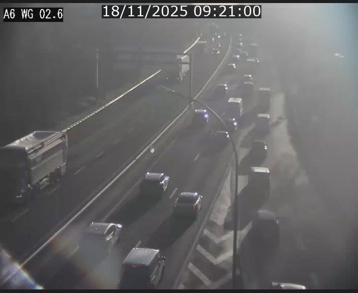 Traffic live webcam Luxembourg Croix de Cessange - A6 - BK 2.6 - direction France/Allemagne