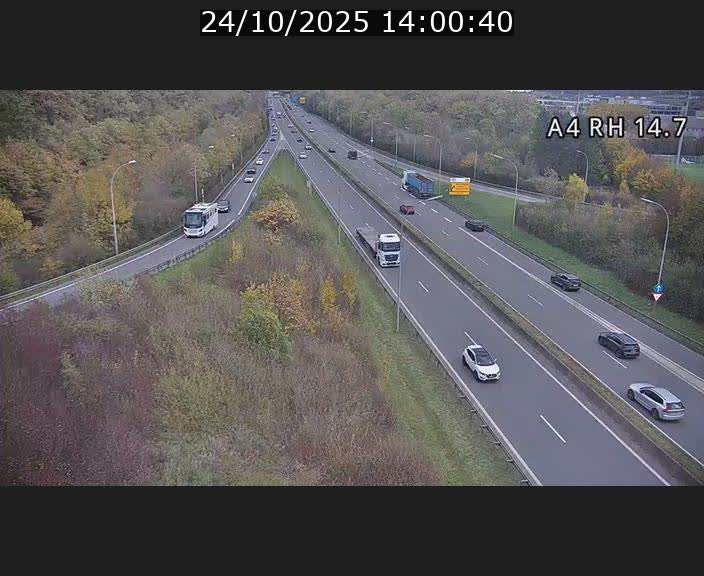 Traffic live webcam Luxembourg Jonction Lankelz - A4 - BK 14.7 - direction Luxembourg