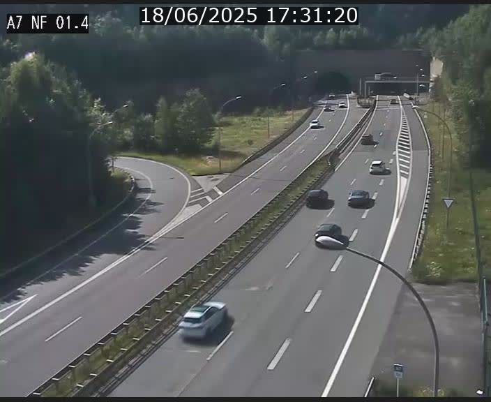Caméra autoroute Luxembourg A7 - Echangeur Waldhaff - direction Tunnel Stafelter