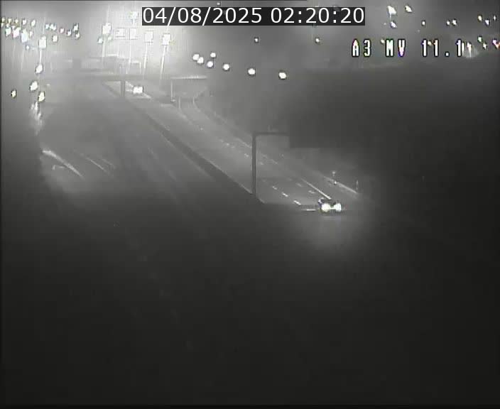 Traffic live webcam Luxembourg Croix de Bettembourg A3 - BK 11.1 - direction Luxembourg-ville
