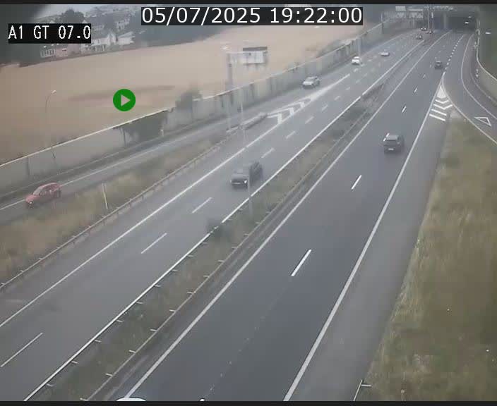 Traffic live webcam Luxembourg Cents - A1 direction Kirchberg - BK 7