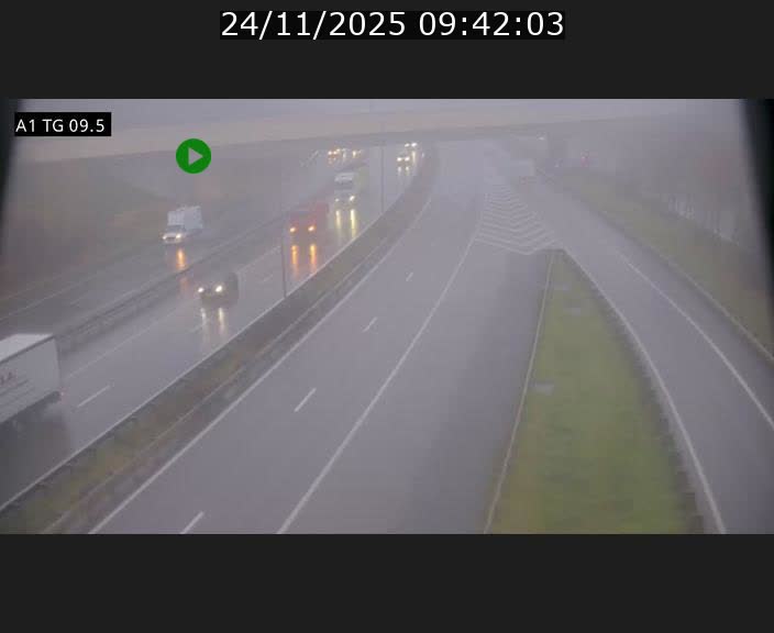 Traffic live webcam Luxembourg Jonction Grünewald - A1 direction Luxembourg-ville - BK 9.5