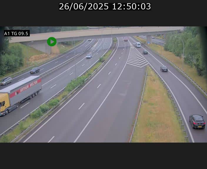Traffic live webcam Luxembourg Jonction Grünewald - A1 direction Luxembourg-ville - BK 9.5