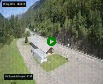Webcam à l'entrée du tunnel du Somport, côté français, sur la N134, dans les Pyrénées, en direction de l'Espagne, à 1116 mètres d'altitude