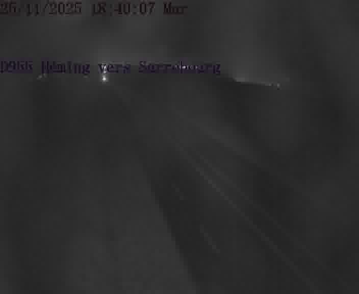 Caméra routière située sur D955 (France) à Heming, orientée vers Sarrebourg, surveillant en continu la circulation locale et régionale.