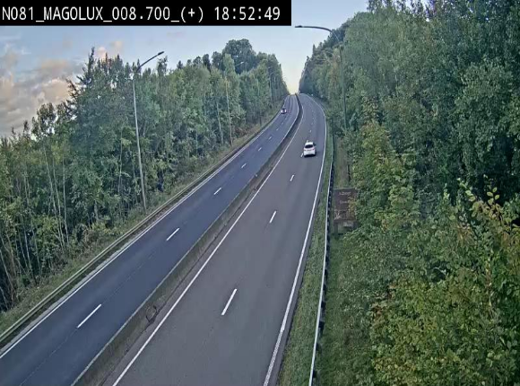 Webcam sur la N81 (E411) à hauteur de la jonction avec la N883. Vue orientée vers Longwy