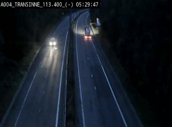 Caméra trafic E411 (A4) - Transinne direction Namur - BK 113.425