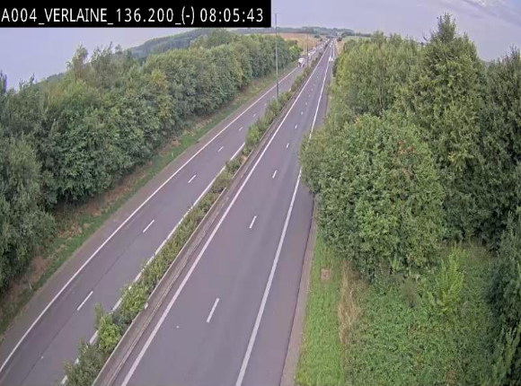 Webcam sur l'E411 à hauteur du pont surplombant la N40, à proximité de la sortie 26 Verlaine - Libramont-Chevigny. Vue orientée vers Namur