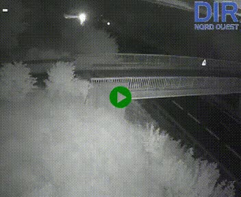 Webcam sur A84 à hauteur de Pont-Farcy, au niveau du pont autoroutier sur la Vire, au sud de Saint-Lô