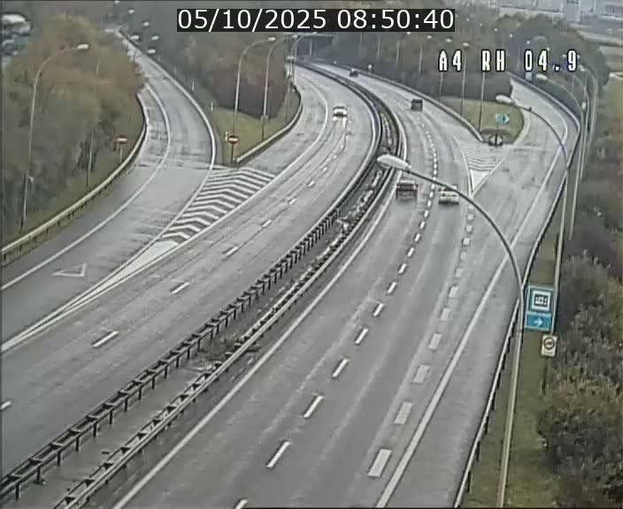 Traffic live webcam Luxembourg Leudelange - A4 - BK 4.9 - direction Luxembourg